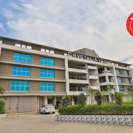Oyo 25009 Hotel Crystal Ahmedabad Luaran gambar